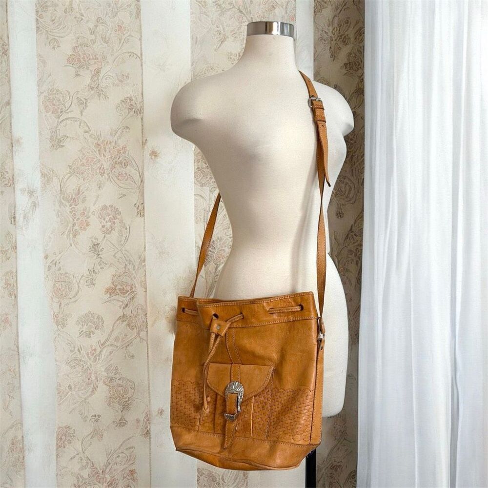 Vintage Brown Leather Shoulder Bag Purse Embossed Western Concho